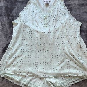 Sarah Bentley two pieces Spleep